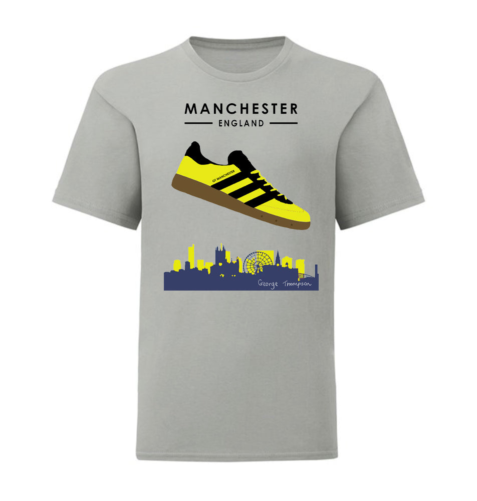 Kids grey Manchester short sleeved grey Adidas inspired Manchester t-shirt. All t-shirts are printed to order. Please allow 21 working day lead times.